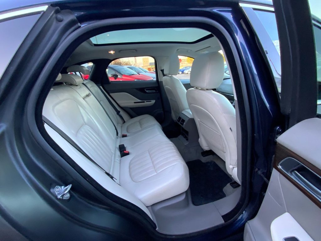 Used Jaguar F-Pace 2018 for sale - 77227591: Photo 21