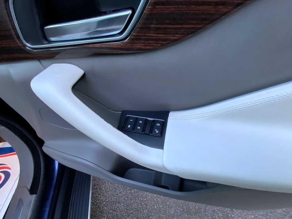 Used Jaguar F-Pace 2018 for sale - 77227591: Photo 22