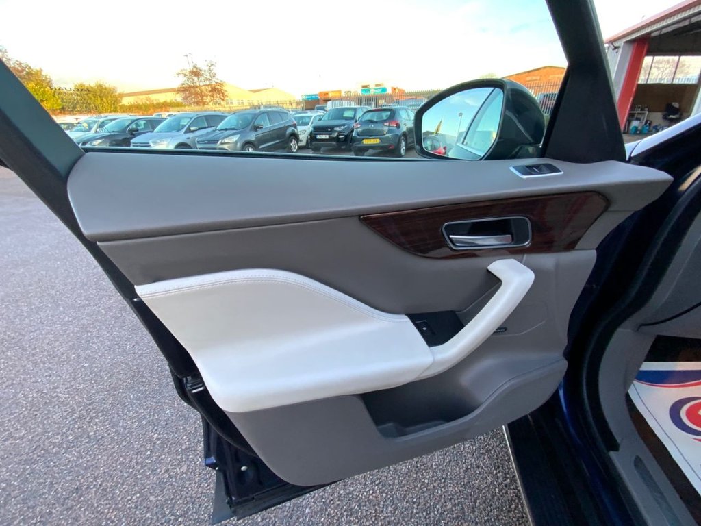 Used Jaguar F-Pace 2018 for sale - 77227591: Photo 33