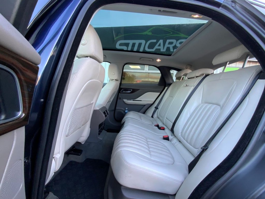 Used Jaguar F-Pace 2018 for sale - 77227591: Photo 40