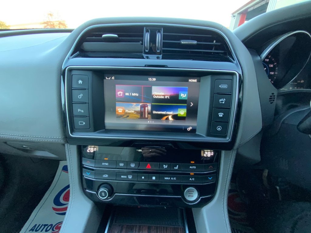 Used Jaguar F-Pace 2018 for sale - 77227591: Photo 42