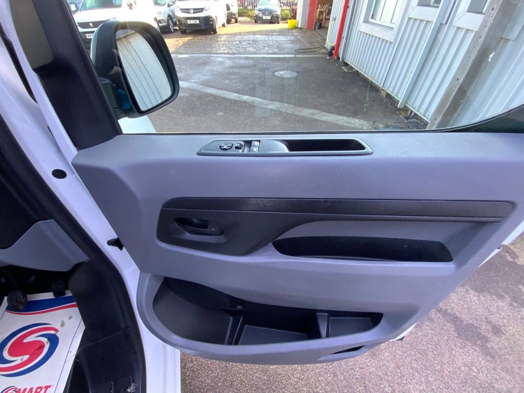 Used Vauxhall Vivaro 2020 for sale - 77792297: Photo 17