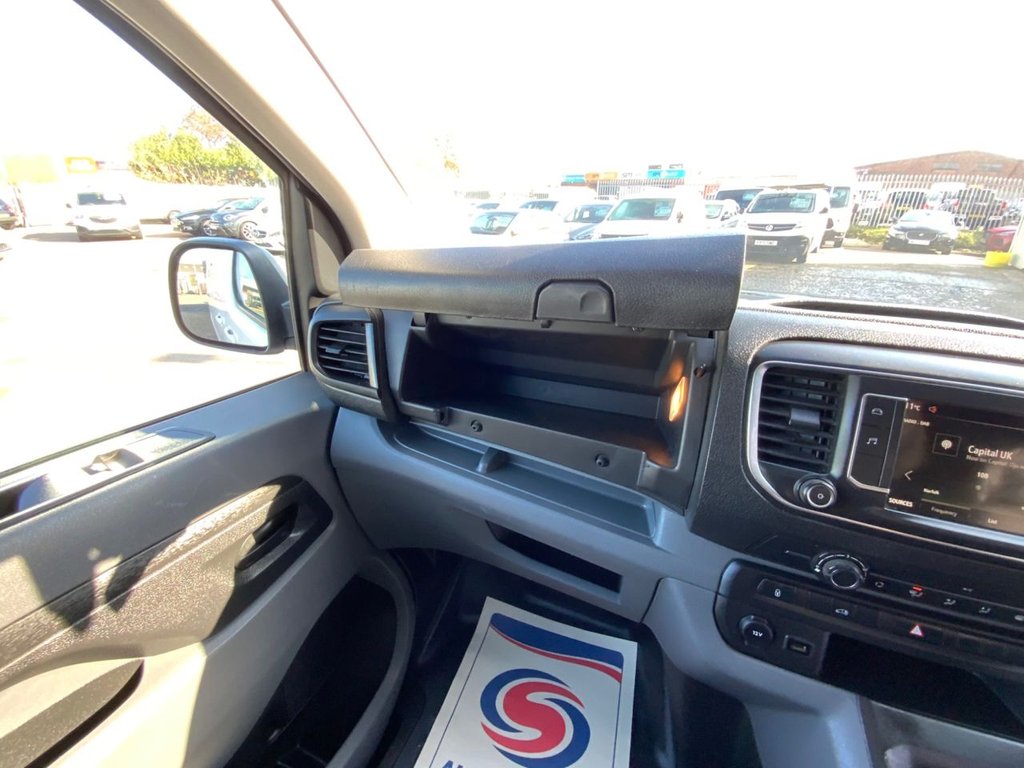 Used Vauxhall Vivaro 2020 for sale - 77792297: Photo 35