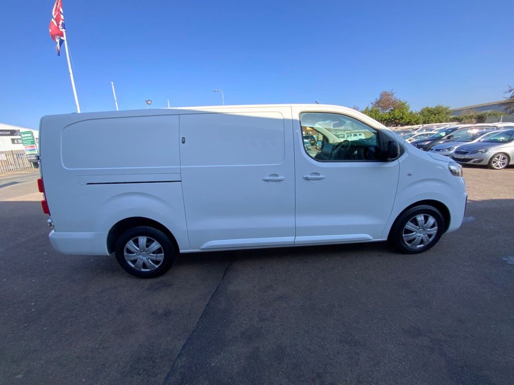 Used Vauxhall Vivaro 2020 for sale - 77792297: Photo 6