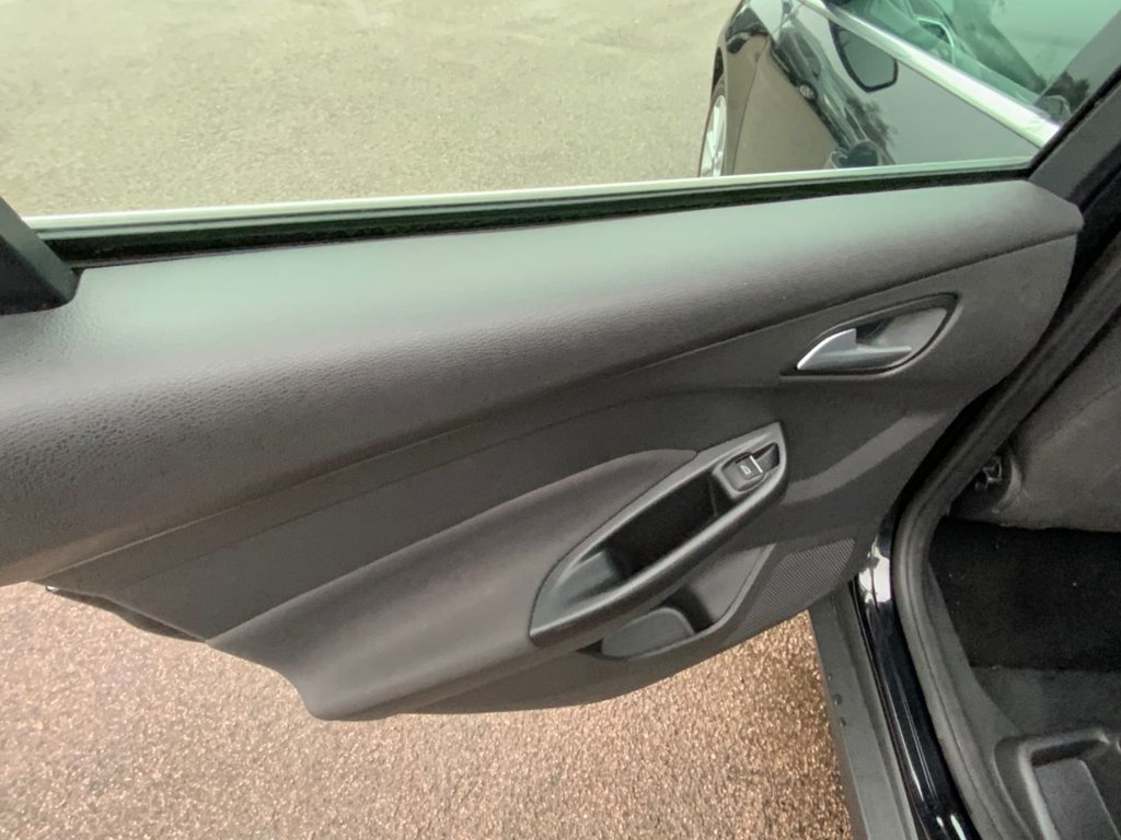 Used Ford Focus 2017 for sale - 77547008: Photo 27