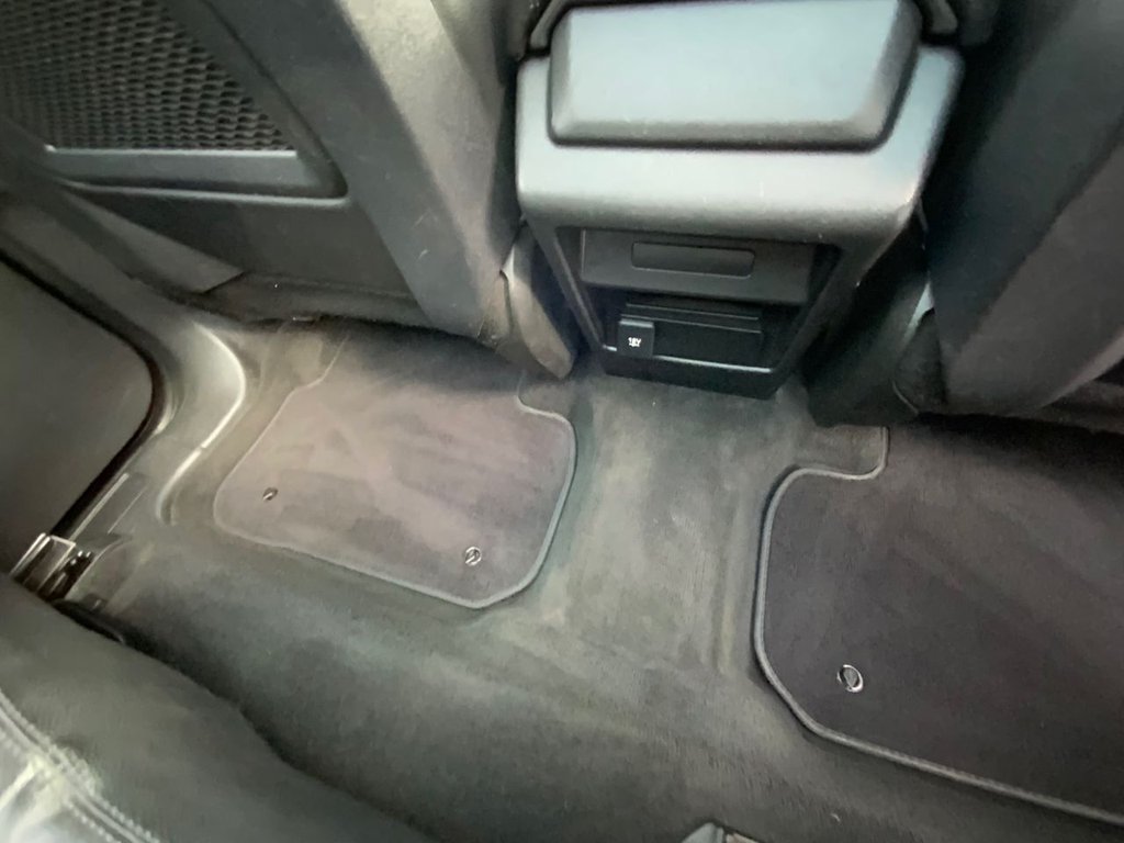 Used Land Rover Discovery Sport 2019 for sale - 76396490: Photo 31