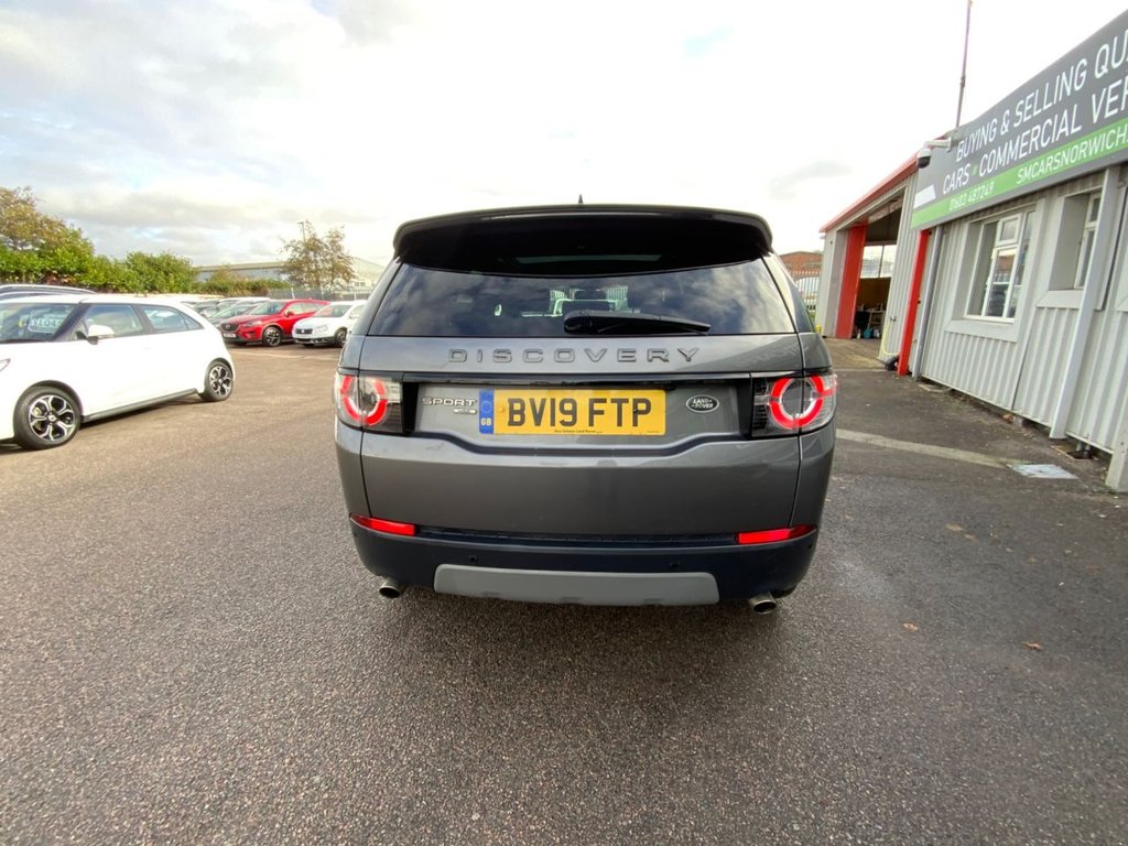 Used Land Rover Discovery Sport 2019 for sale - 76396490: Photo 4
