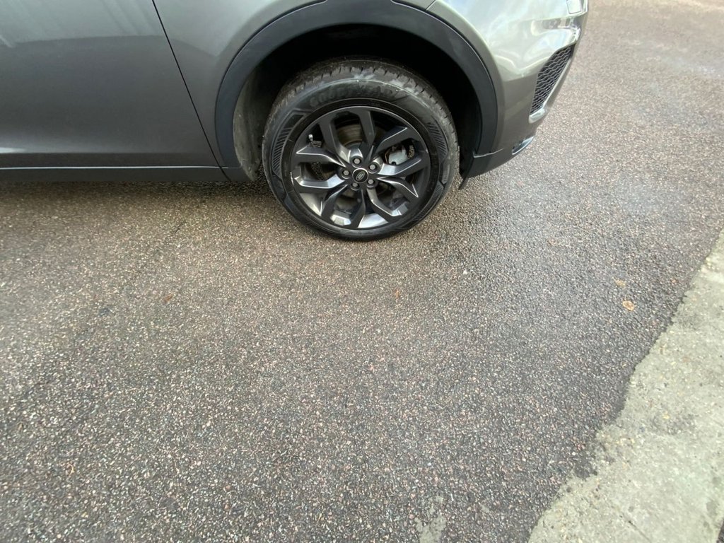 Used Land Rover Discovery Sport 2019 for sale - 76396490: Photo 46