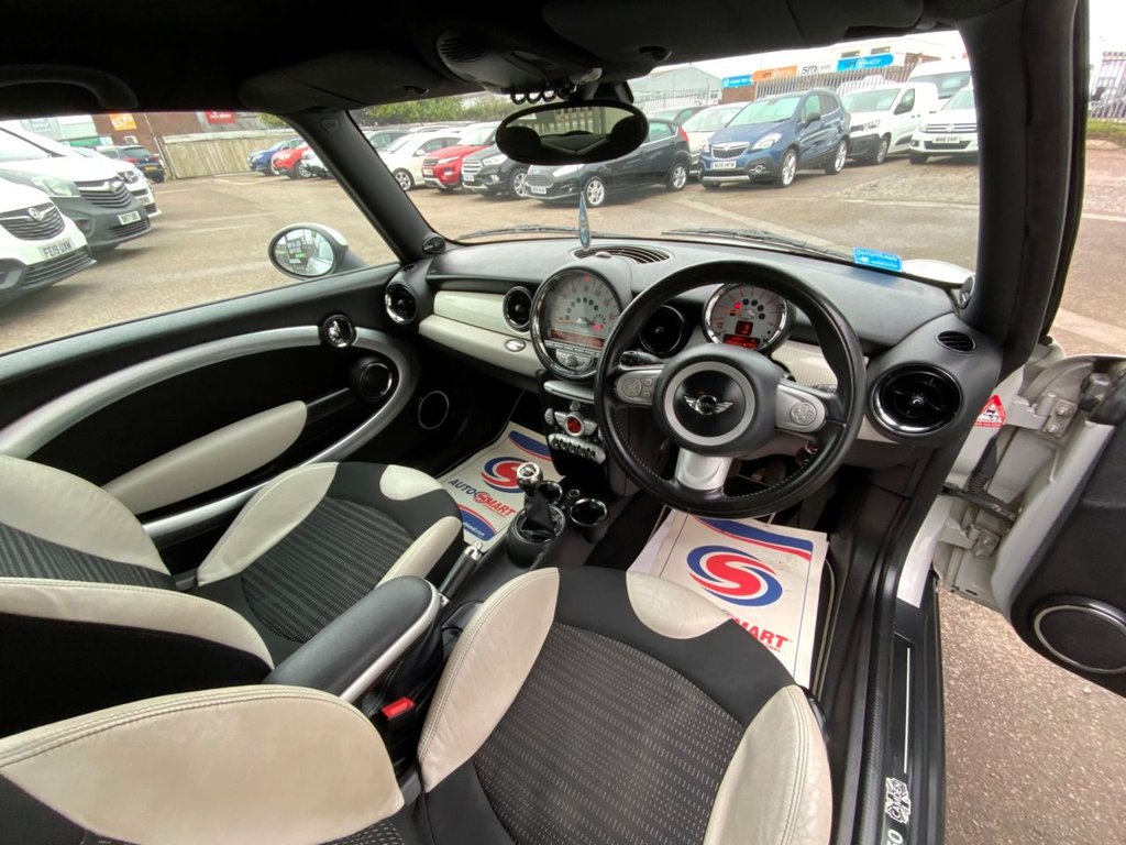 Used MINI Hatch 2010 for sale - 77806125: Photo 2
