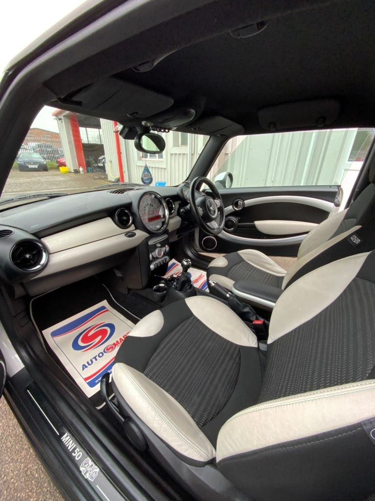 Used MINI Hatch 2010 for sale - 77806125: Photo 23