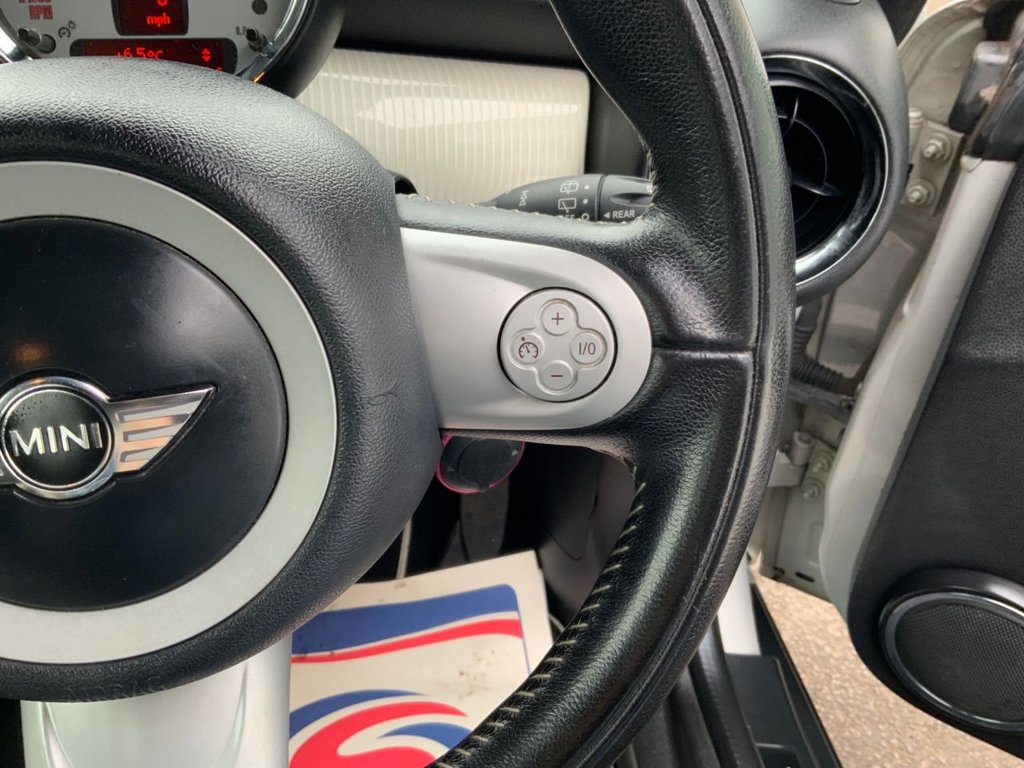 Used MINI Hatch 2010 for sale - 77806125: Photo 33