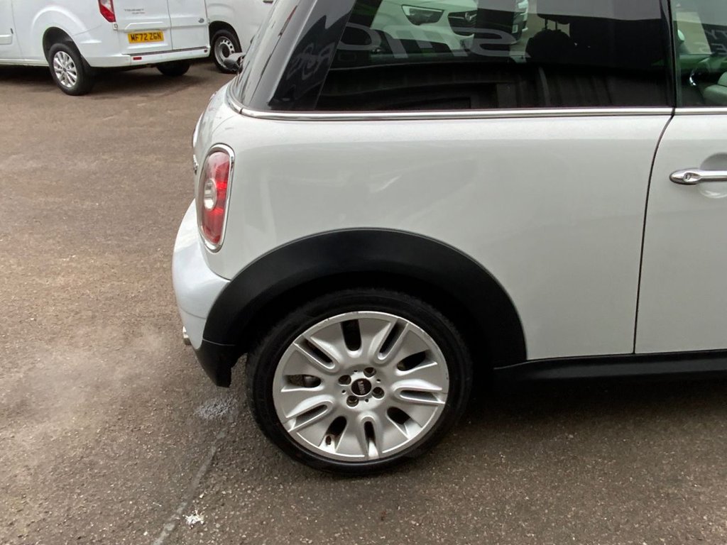 Used MINI Hatch 2010 for sale - 77806125: Photo 35