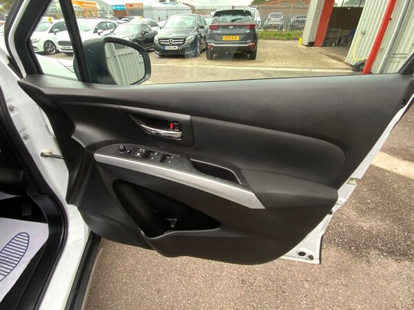 Used Suzuki SX4 S-Cross 2015 for sale - 75777707: Photo 14