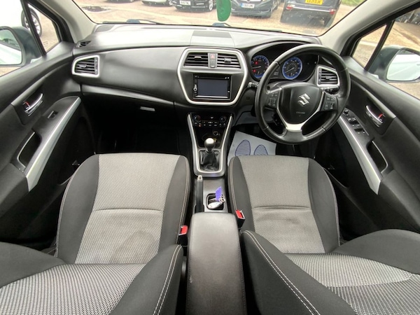 Used Suzuki SX4 S-Cross 2015 for sale - 75777707: Photo 2