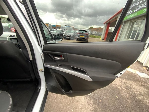 Used Suzuki SX4 S-Cross 2015 for sale - 75777707: Photo 30