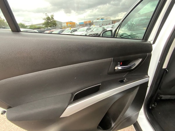 Used Suzuki SX4 S-Cross 2015 for sale - 75777707: Photo 35