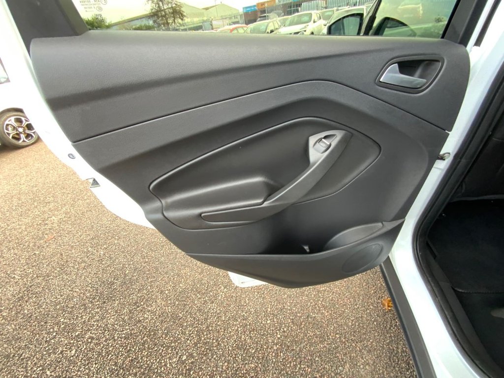 Used Ford Kuga 2016 for sale - 76632256: Photo 43