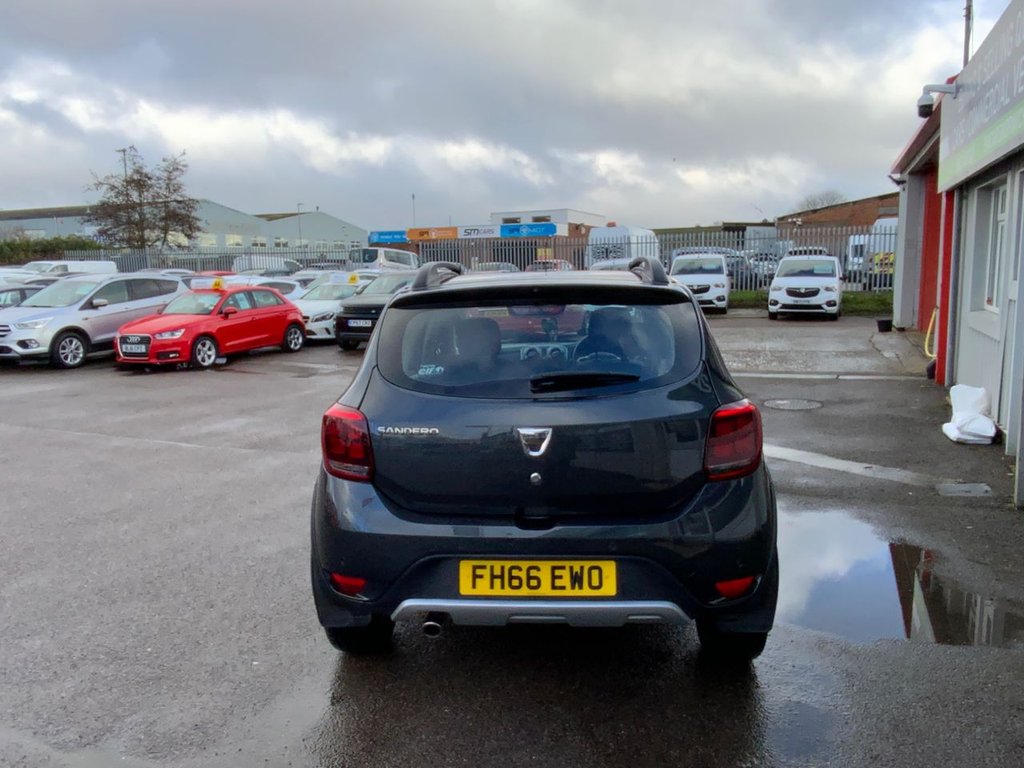 Used Dacia Sandero Stepway 2016 for sale - 77263844: Photo 10