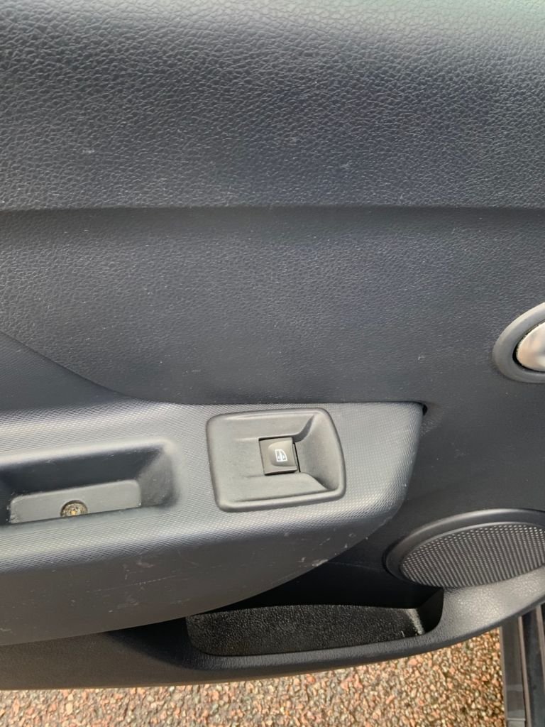 Used Dacia Sandero Stepway 2016 for sale - 77263844: Photo 23