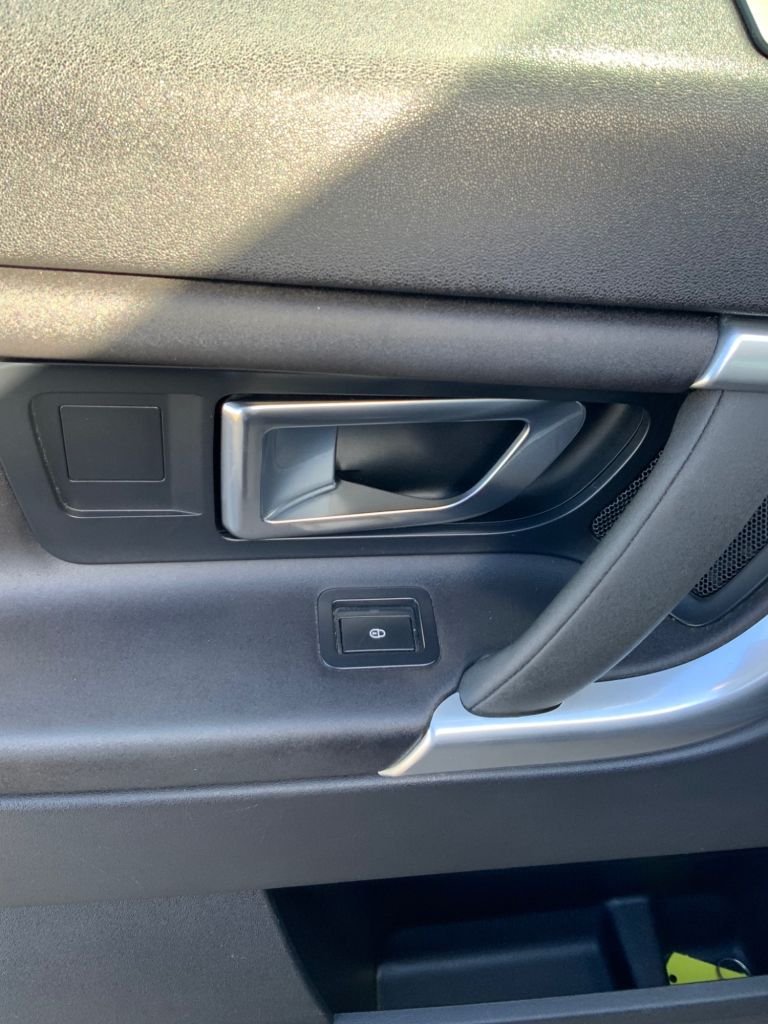 Used Land Rover Discovery Sport 2018 for sale - 78030542: Photo 31