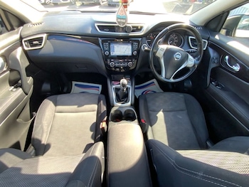 Used Nissan Qashqai 2016 for sale - 75703625: Photo
