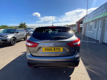 Used Nissan Qashqai 2016 for sale - 75703625: Photo
