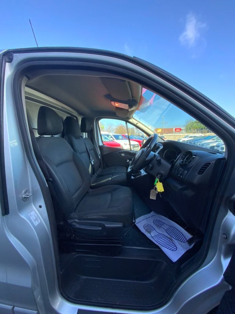 Used Vauxhall Vivaro 2019 for sale - 77583821: Photo 19