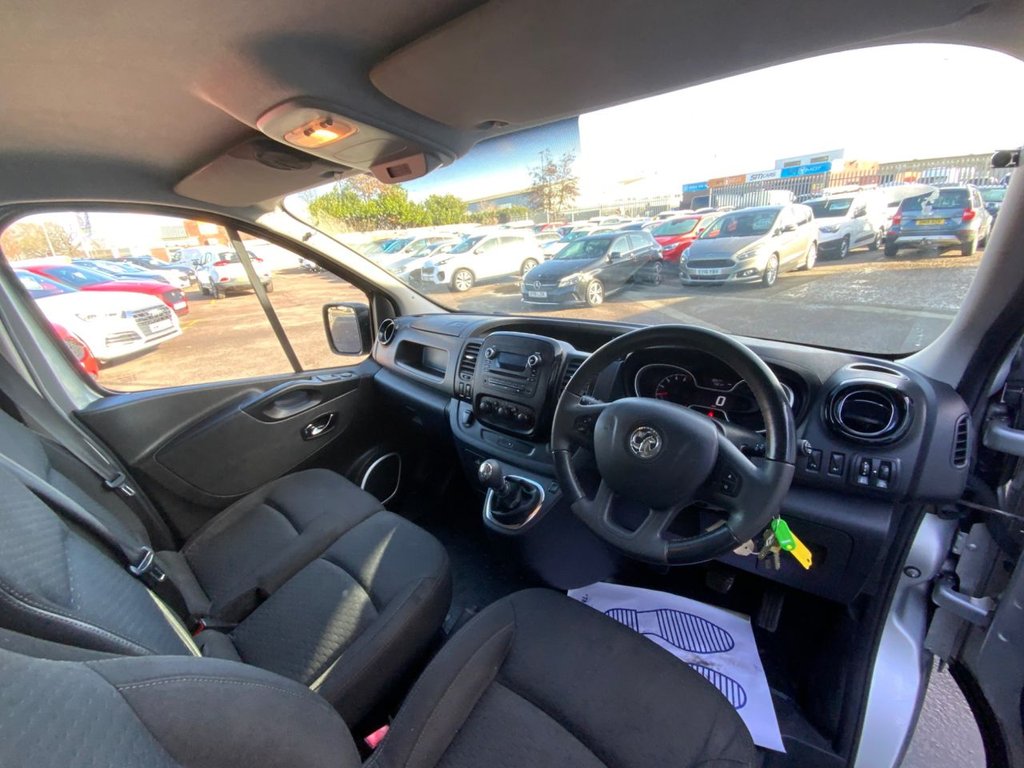 Used Vauxhall Vivaro 2019 for sale - 77583821: Photo 2