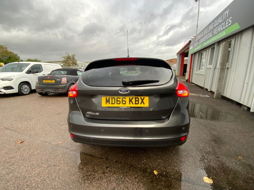 Used Ford Focus 2016 for sale - 76345714: Photo 4