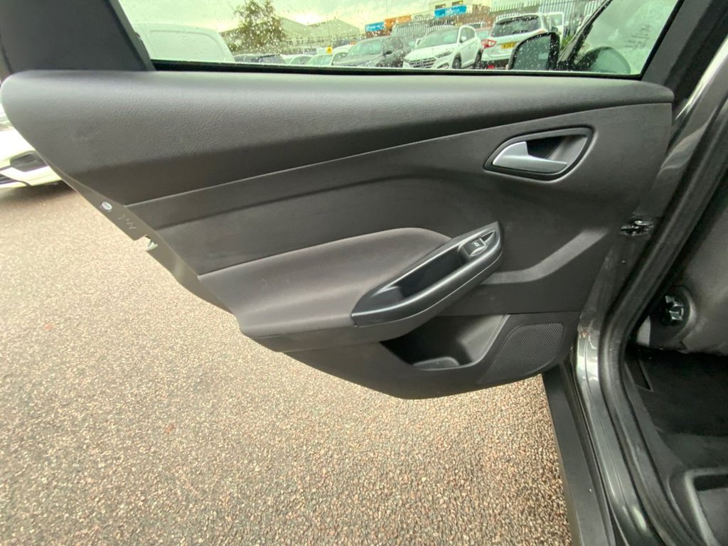 Used Ford Focus 2016 for sale - 76345714: Photo 40