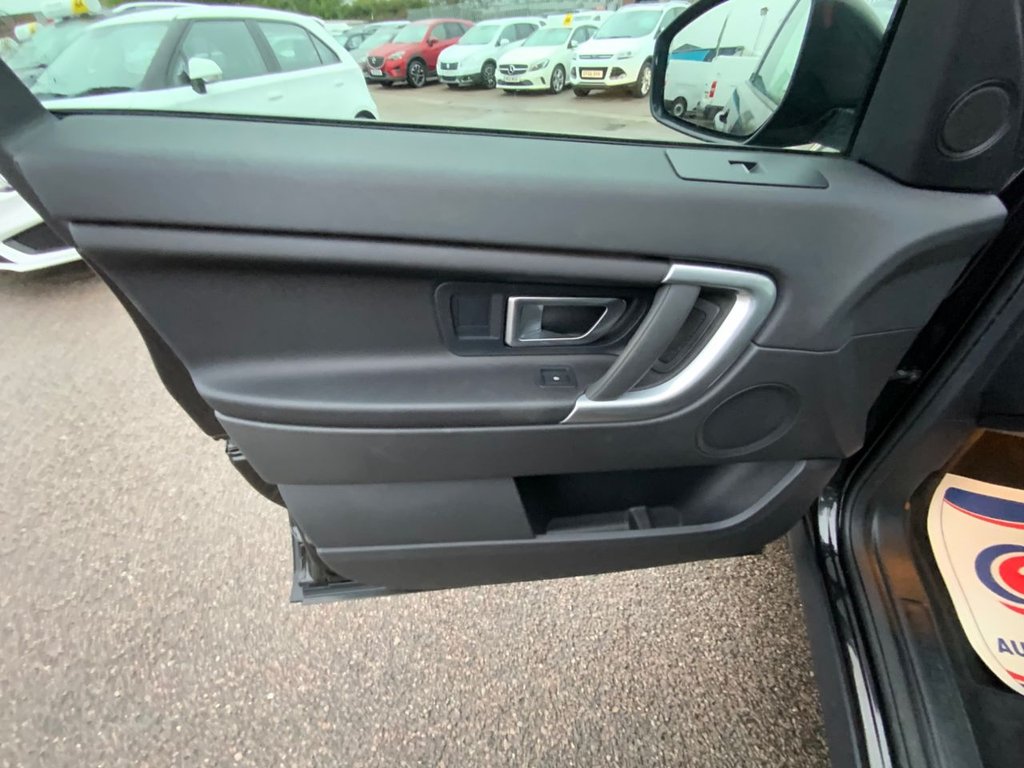 Used Land Rover Discovery Sport 2017 for sale - 76406516: Photo 37