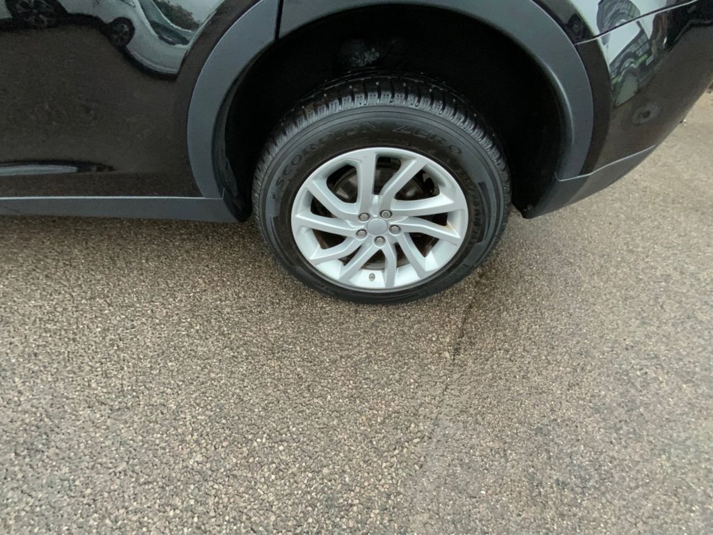 Used Land Rover Discovery Sport 2017 for sale - 76406516: Photo 42