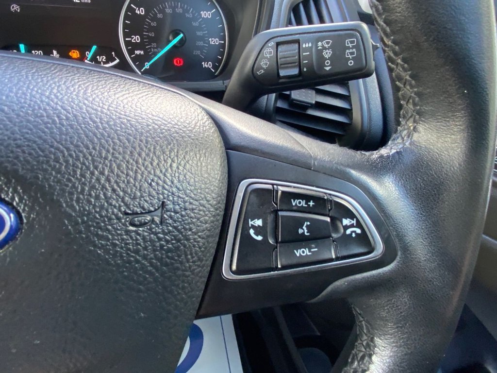 Used Ford Ecosport 2018 for sale - 76163504: Photo 32