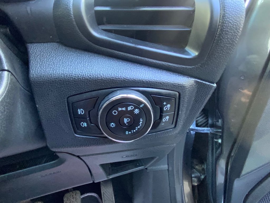 Used Ford Ecosport 2018 for sale - 76163504: Photo 39