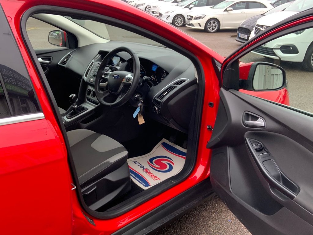 Used Ford Focus 2013 for sale - 77408312: Photo 16