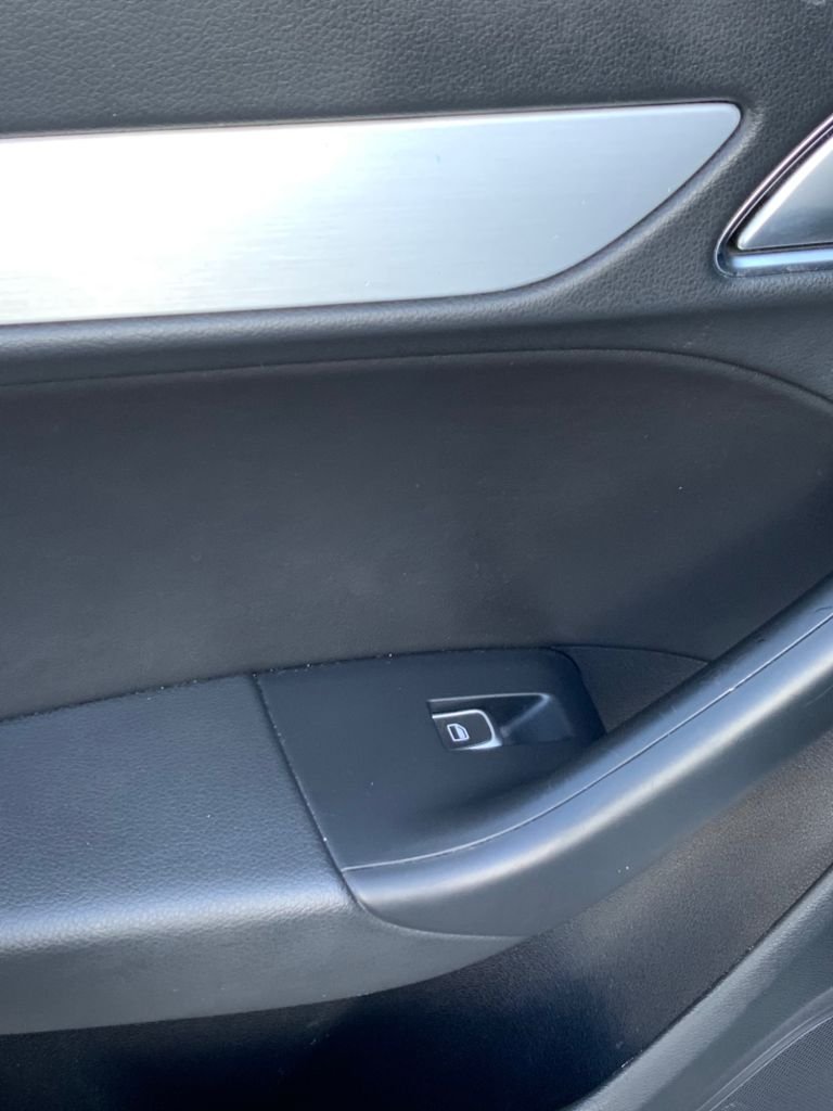 Used Audi Q3 2016 for sale - 78030849: Photo 27