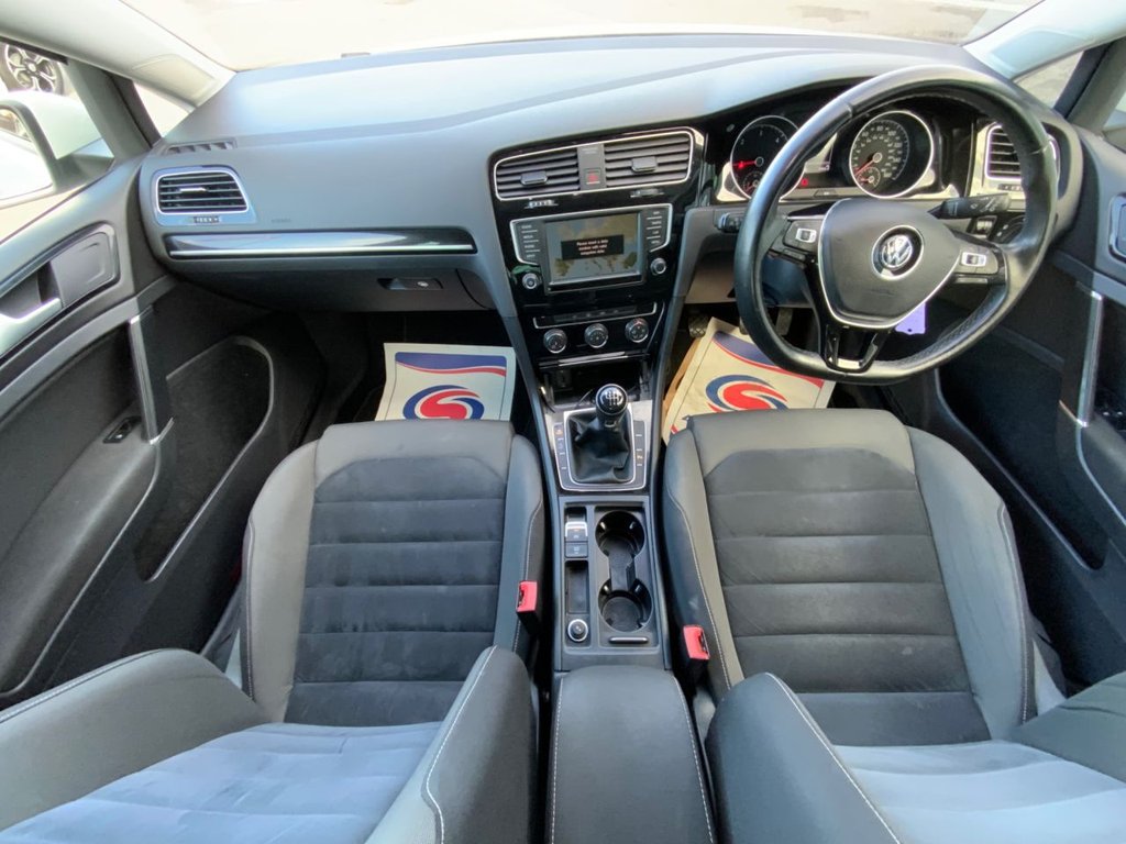 Used Volkswagen Golf 2016 for sale - 76368126: Photo 2