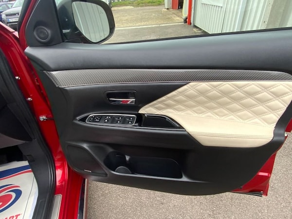 Used Mitsubishi Outlander 2018 for sale - 75597177: Photo 23