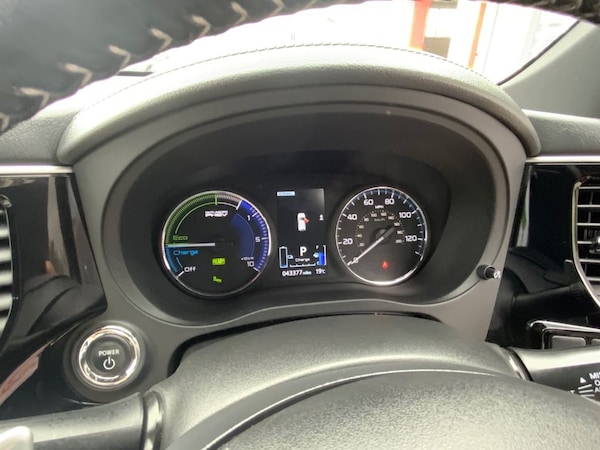 Used Mitsubishi Outlander 2018 for sale - 75597177: Photo 44