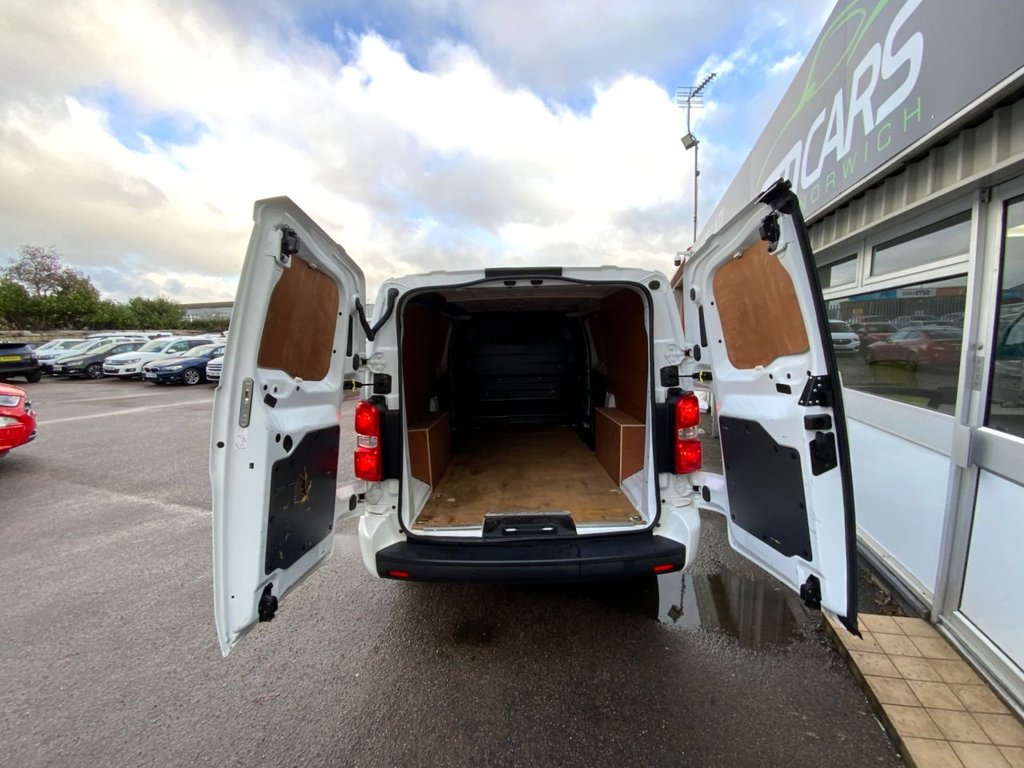 Used Vauxhall Vivaro 2021 for sale - 77263299: Photo 15