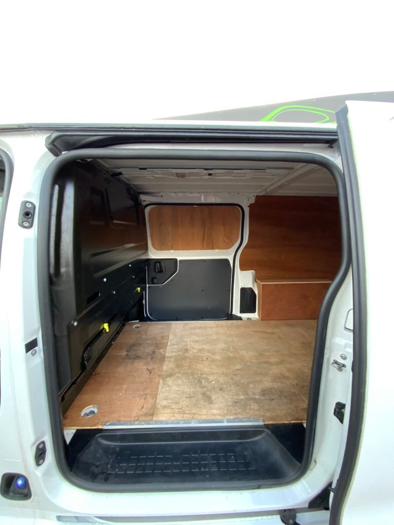 Used Vauxhall Vivaro 2021 for sale - 77263299: Photo 22