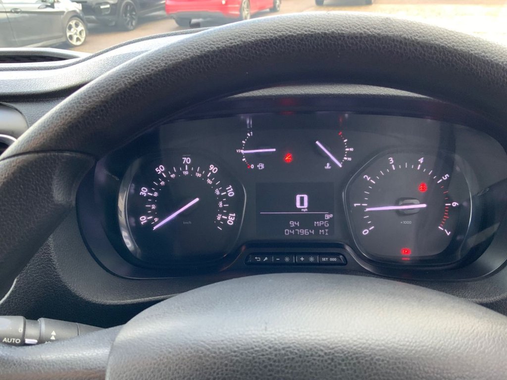 Used Vauxhall Vivaro 2021 for sale - 77263299: Photo 35