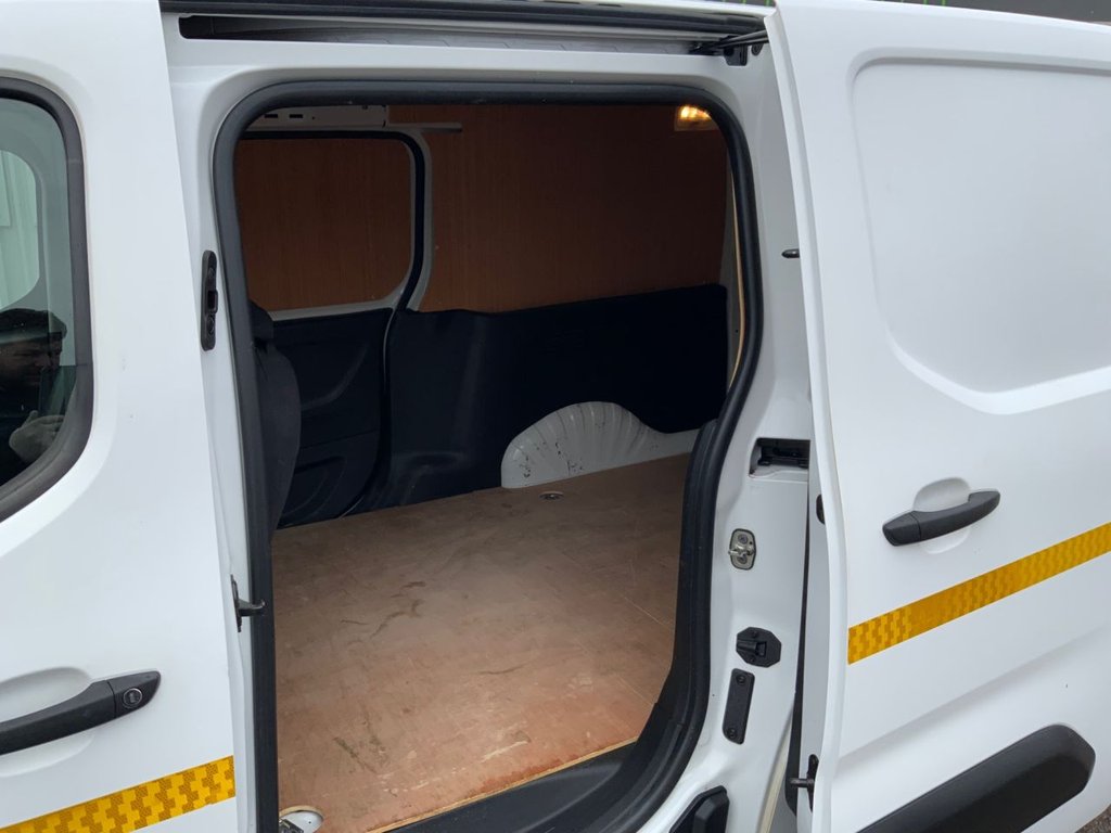 Used Vauxhall Combo 2021 for sale - 77477389: Photo 9