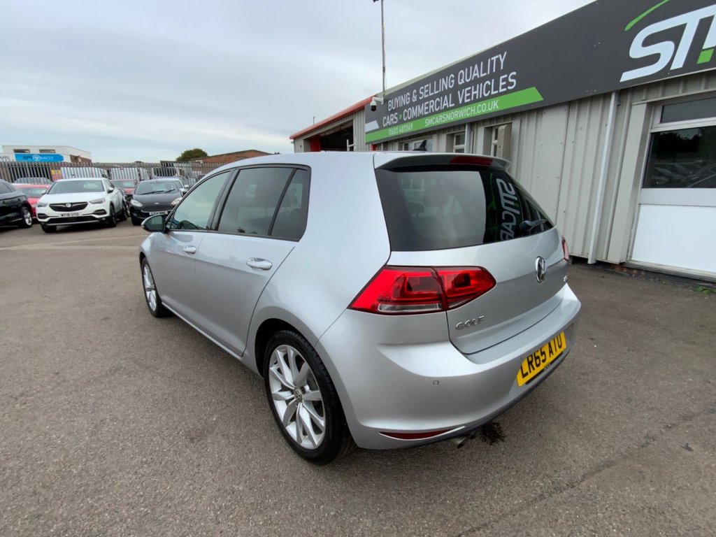 Used Volkswagen Golf 2015 for sale - 76081128: Photo 10