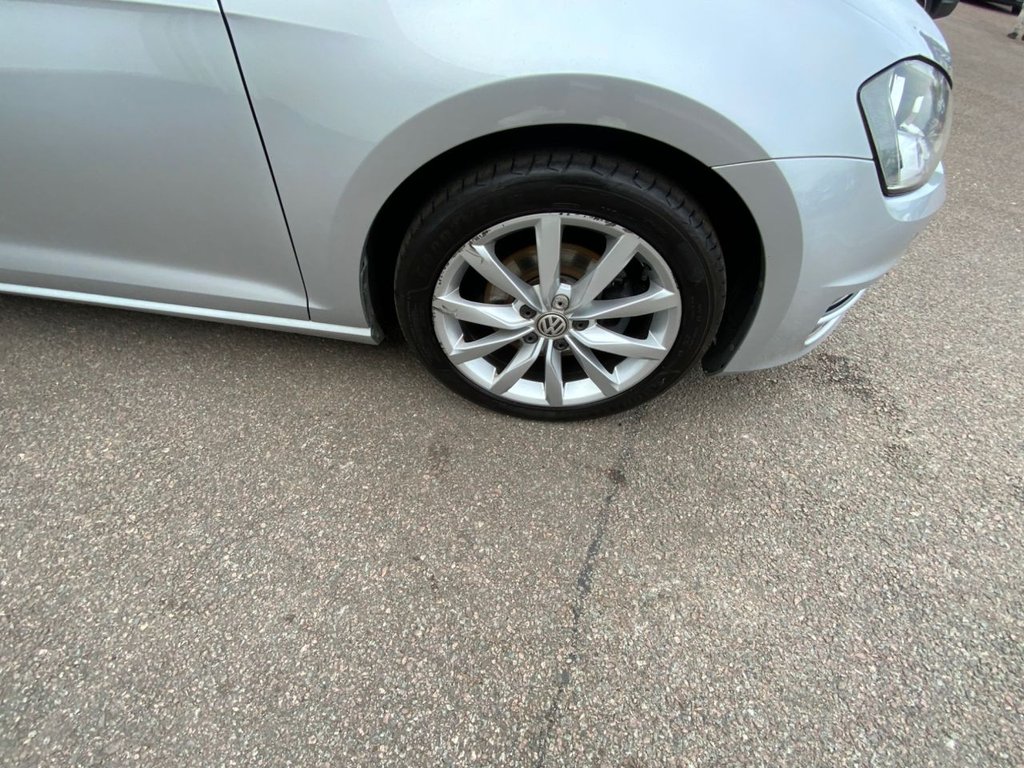 Used Volkswagen Golf 2015 for sale - 76081128: Photo 44