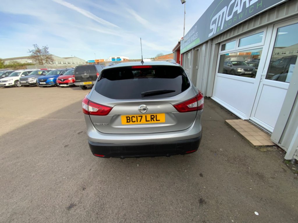 Used Nissan Qashqai 2017 for sale - 77967242: Photo 12