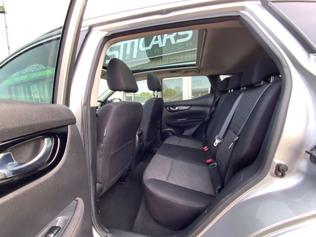 Used Nissan Qashqai 2017 for sale - 77967242: Photo 29