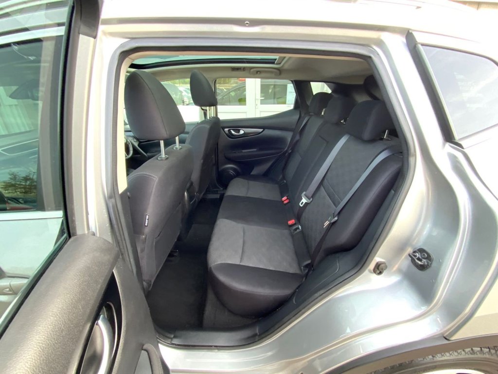 Used Nissan Qashqai 2017 for sale - 77967242: Photo 30
