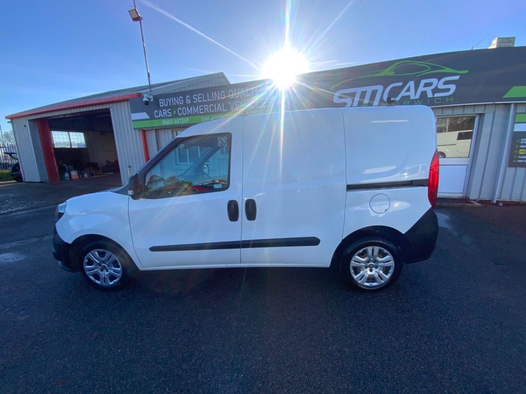 Used Fiat Doblo 2018 for sale - 76642620: Photo 11