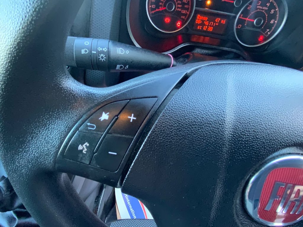 Used Fiat Doblo 2018 for sale - 76642620: Photo 21